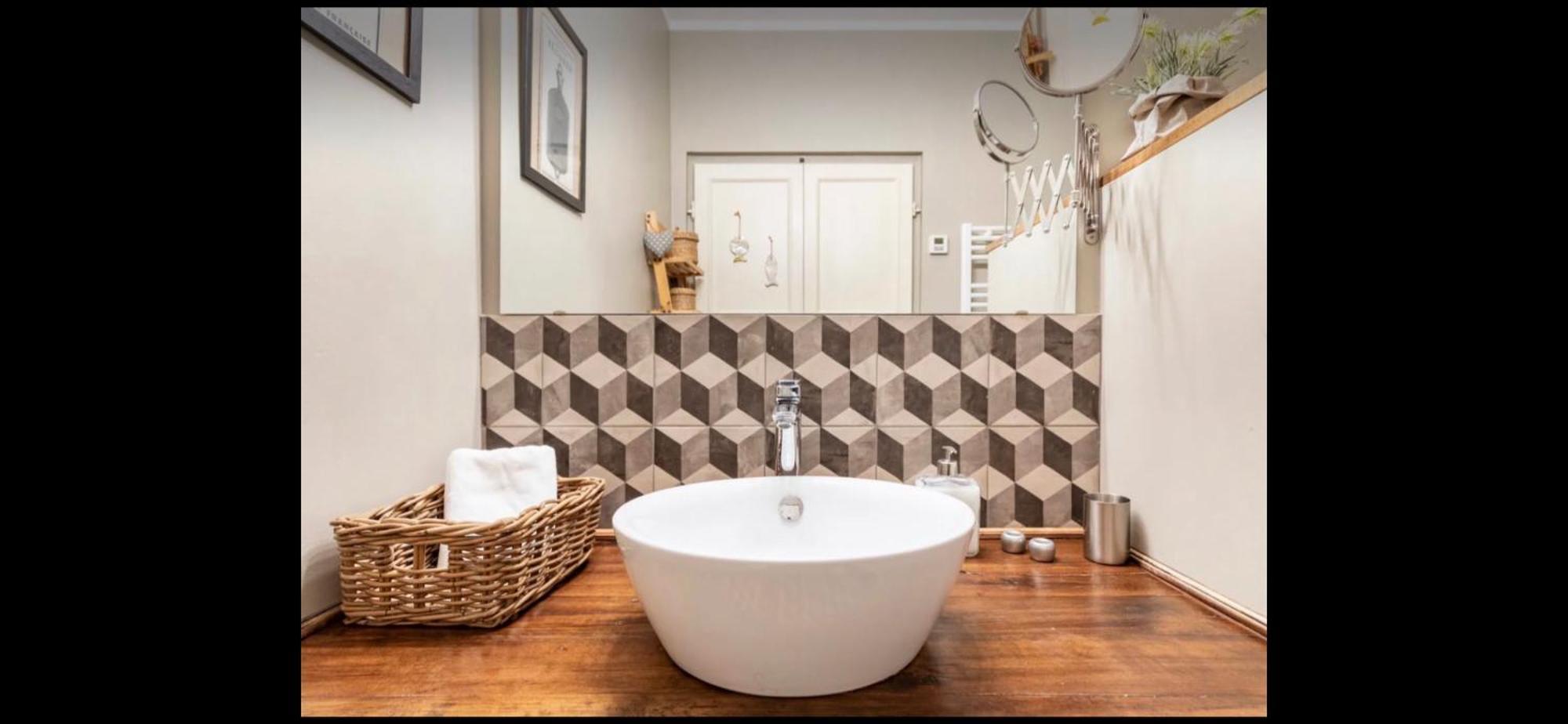 Cocoon, Atypical Flat In Historic Center & Breakfast Apartment ซาร์ซานา ภายนอก รูปภาพ