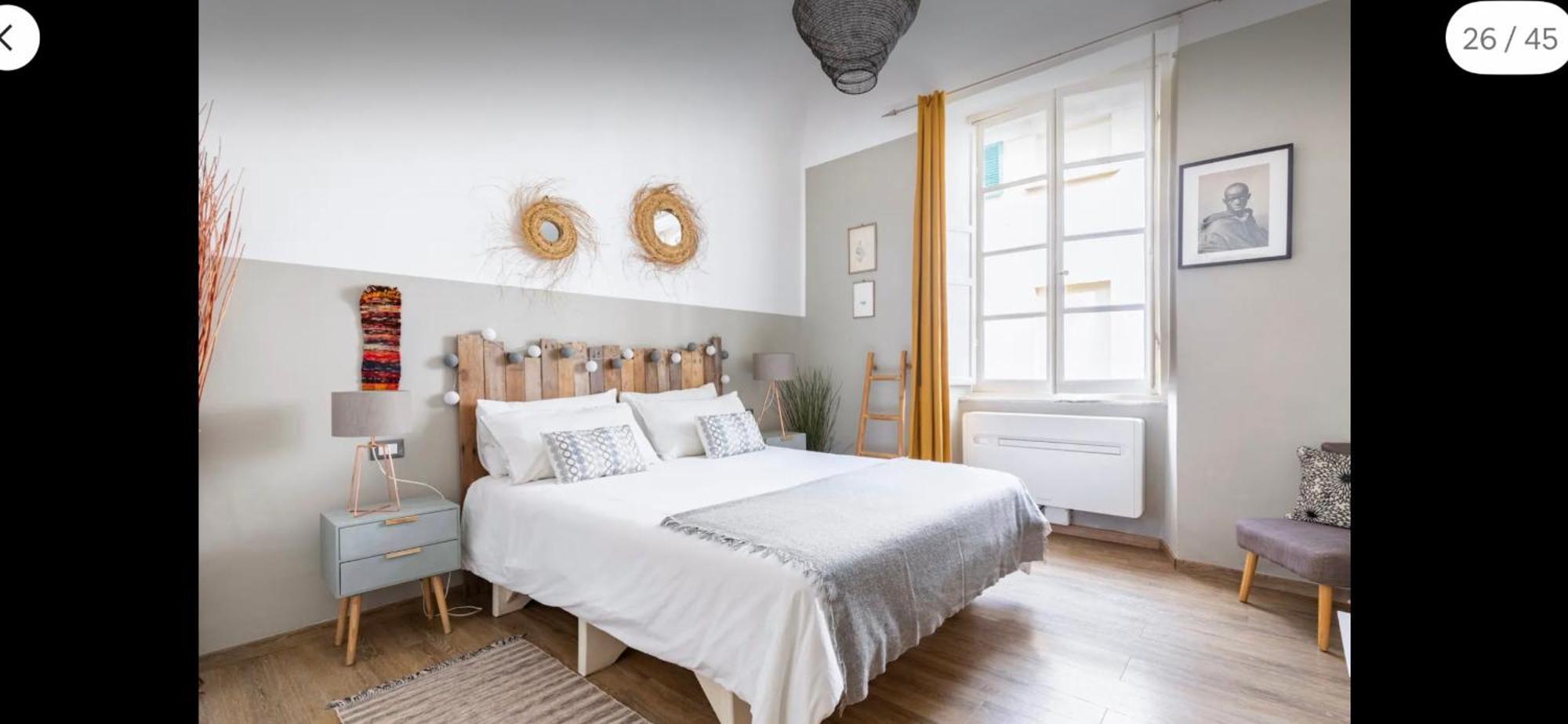 Cocoon, Atypical Flat In Historic Center & Breakfast Apartment ซาร์ซานา ภายนอก รูปภาพ